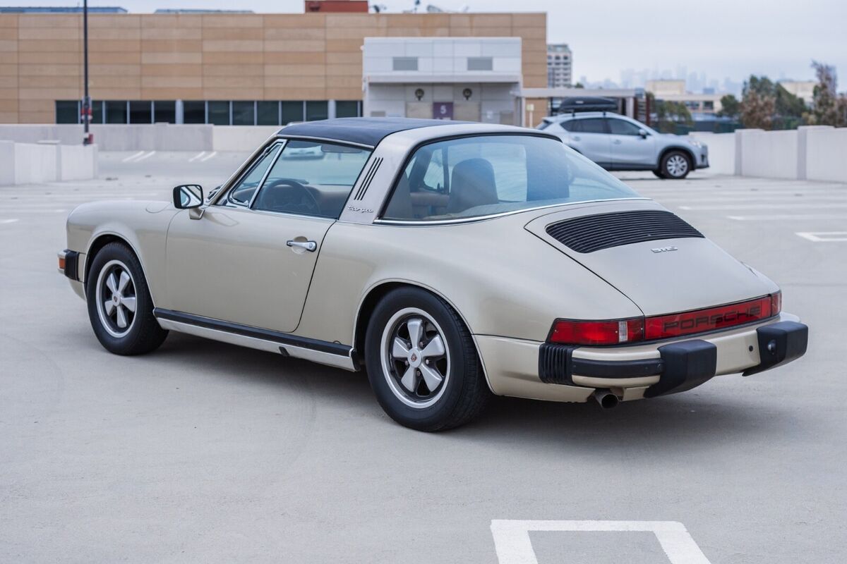 1976 Porsche 911 911S Targa Signature Edition - photo 6