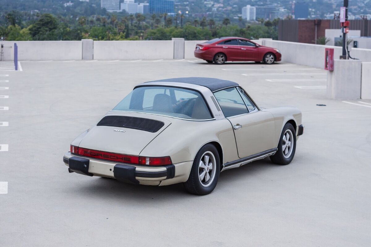 1976 Porsche 911 911S Targa Signature Edition - photo 7