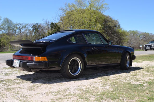 1976 Porsche 911 Carrera 3.0 - photo 2
