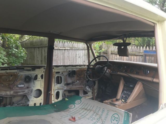 1976 Rolls-Royce Silver Shadow - photo 5