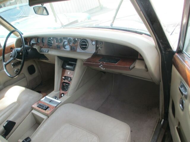 1976 Rolls-Royce Silver Shadow - photo 12