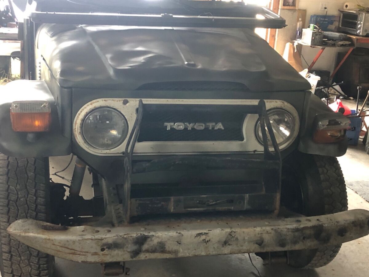 1976 Toyota FJ-40 4X4 Landcruiser Project or parts 1976 Toyota Land Cruiser