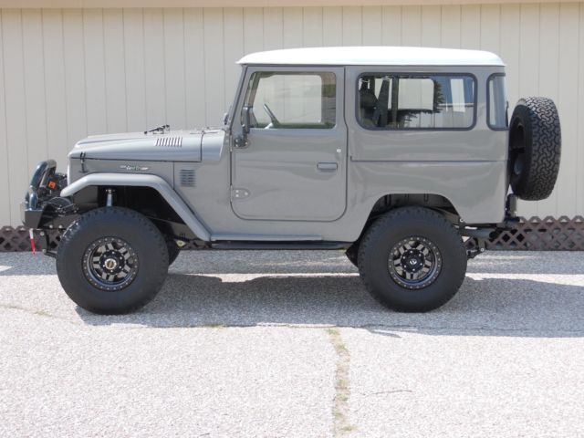 1976 Toyota Land Cruiser FJ 40 - photo 2