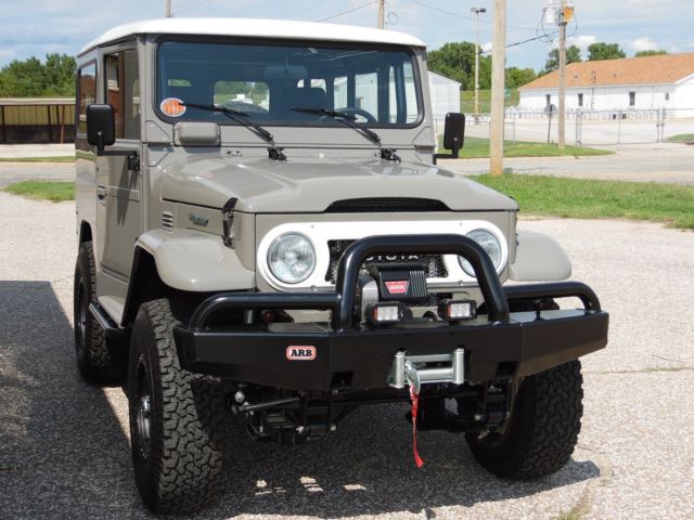 1976 Toyota Land Cruiser FJ 40 - photo 4