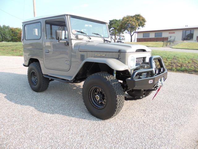 1976 Toyota Land Cruiser FJ 40 - photo 6