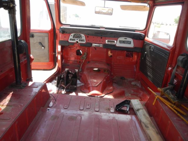 1976 Toyota Land Cruiser FJ40 - photo 12