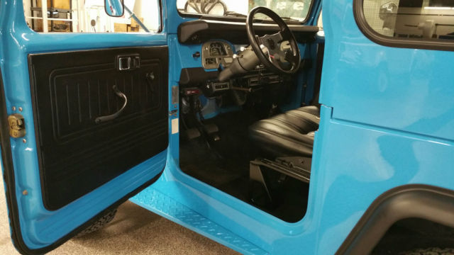 1976 Toyota Land Cruiser Luxury Restomod - photo 6