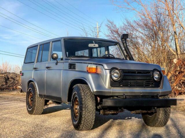 1976 Toyota FJ55 1976 Toyota Land Cruiser Black