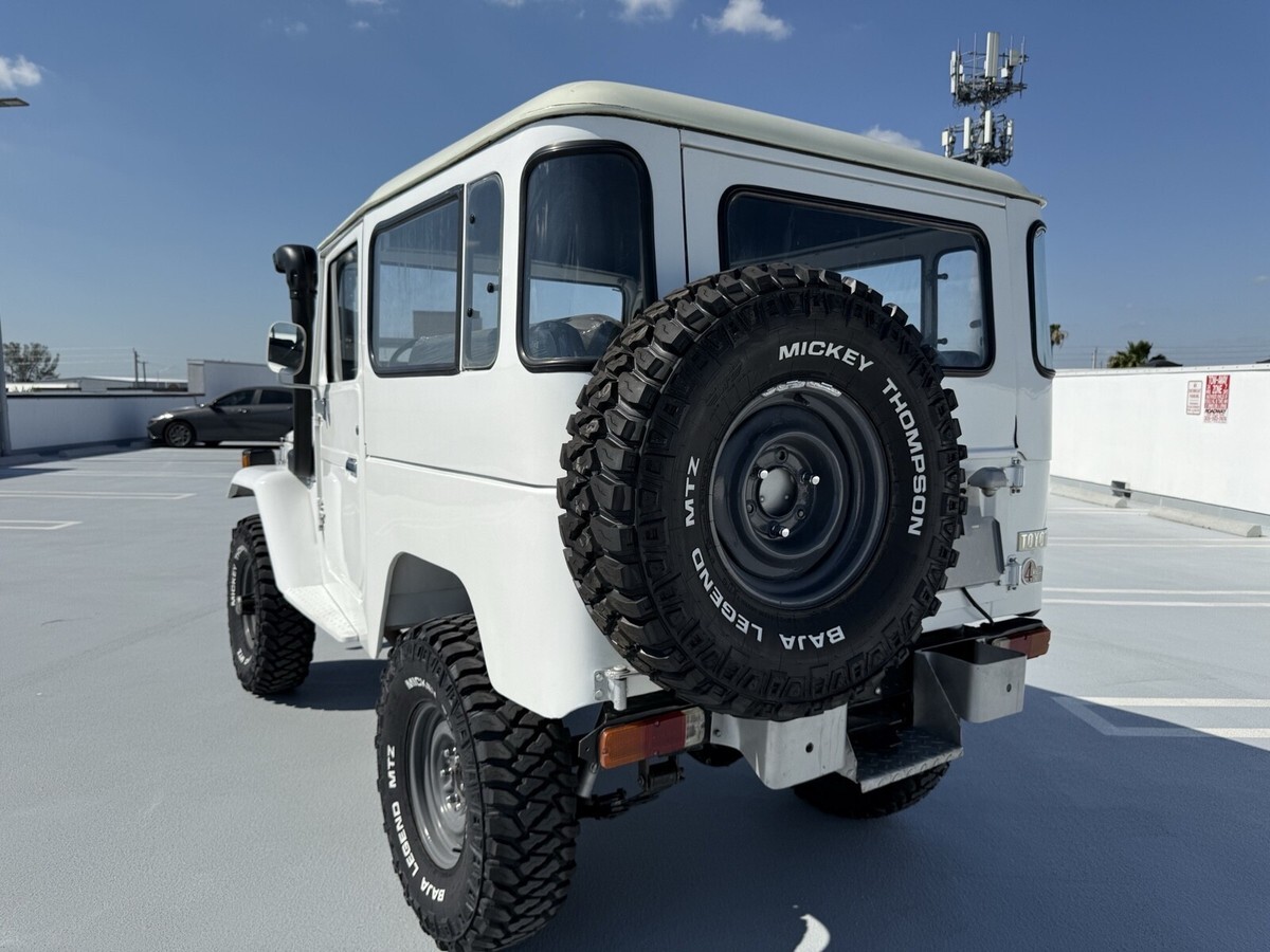 1976 Toyota Land Cruiser 40 FJ40 - photo 4