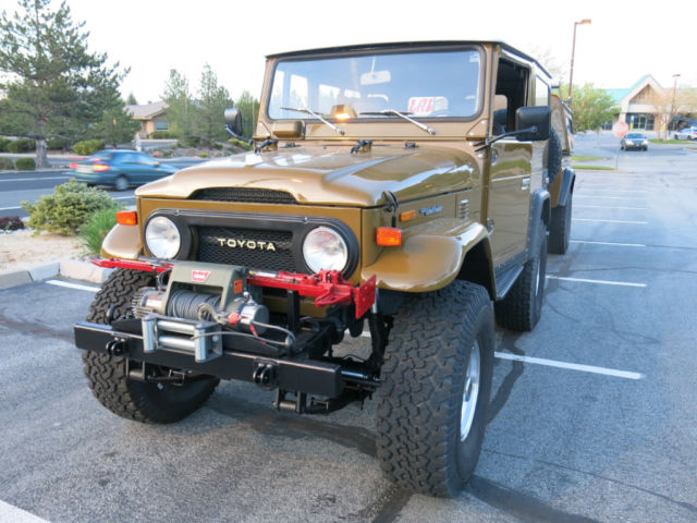 1976 Toyota Land Cruiser 4WD - photo 2