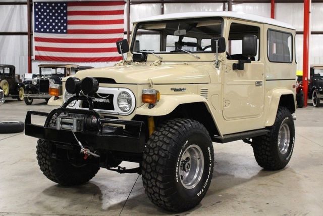 1976 Toyota Land Cruiser 88901 Miles Desert Storm Sand SUV Inline 6 4 Speed Man 1976 Toyota Land Cruiser --