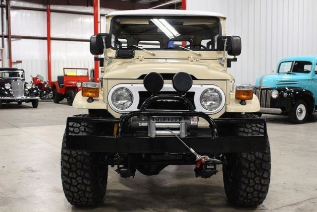 1976 Toyota Land Cruiser -- - photo 8