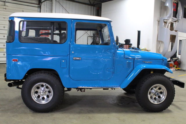 1976 Toyota Land Cruiser -- - photo 4