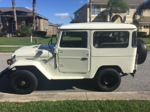 1976 Toyota Land Cruiser BJ40 3.0L B diesel engene - photo 2