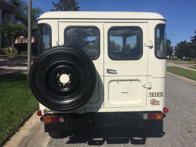 1976 Toyota Land Cruiser BJ40 3.0L B diesel engene - photo 8