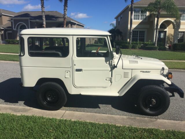 1976 Toyota Land Cruiser BJ40 3.0L B Diesel Engine. - photo 3