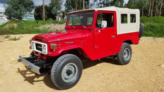 1976 Toyota Land Cruiser BASE SPORT UTILITY 2D