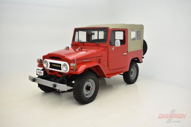 1976 Toyota Land Cruiser FJ40 - photo 9