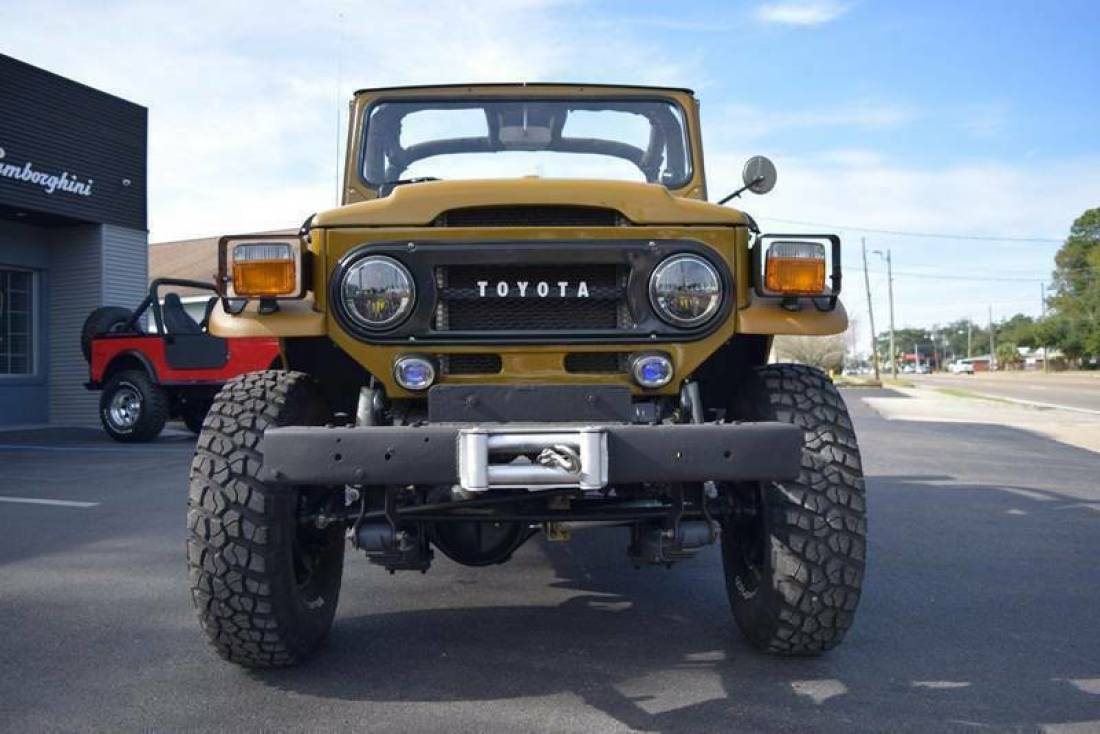 1976 Toyota Land Cruiser FJ40 - photo 6
