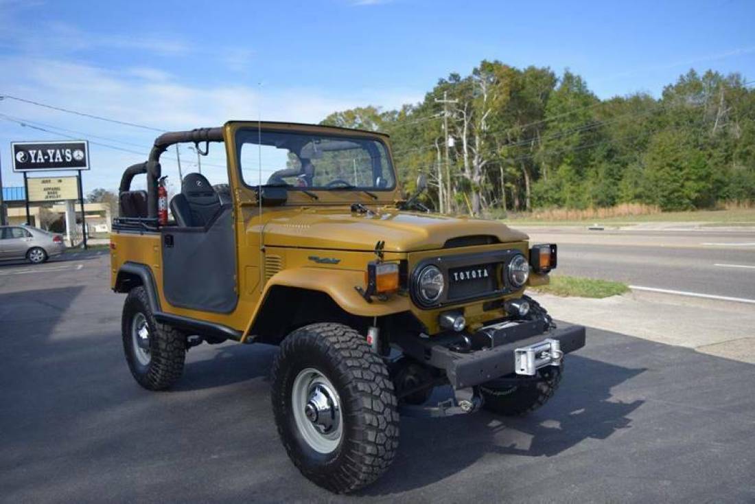 1976 Toyota Land Cruiser FJ40 - photo 7