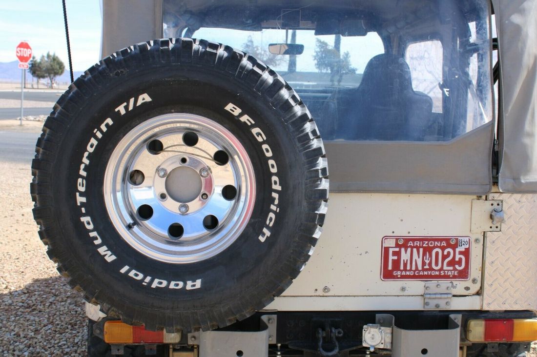 1976 Toyota Land Cruiser FJ40 - photo 4