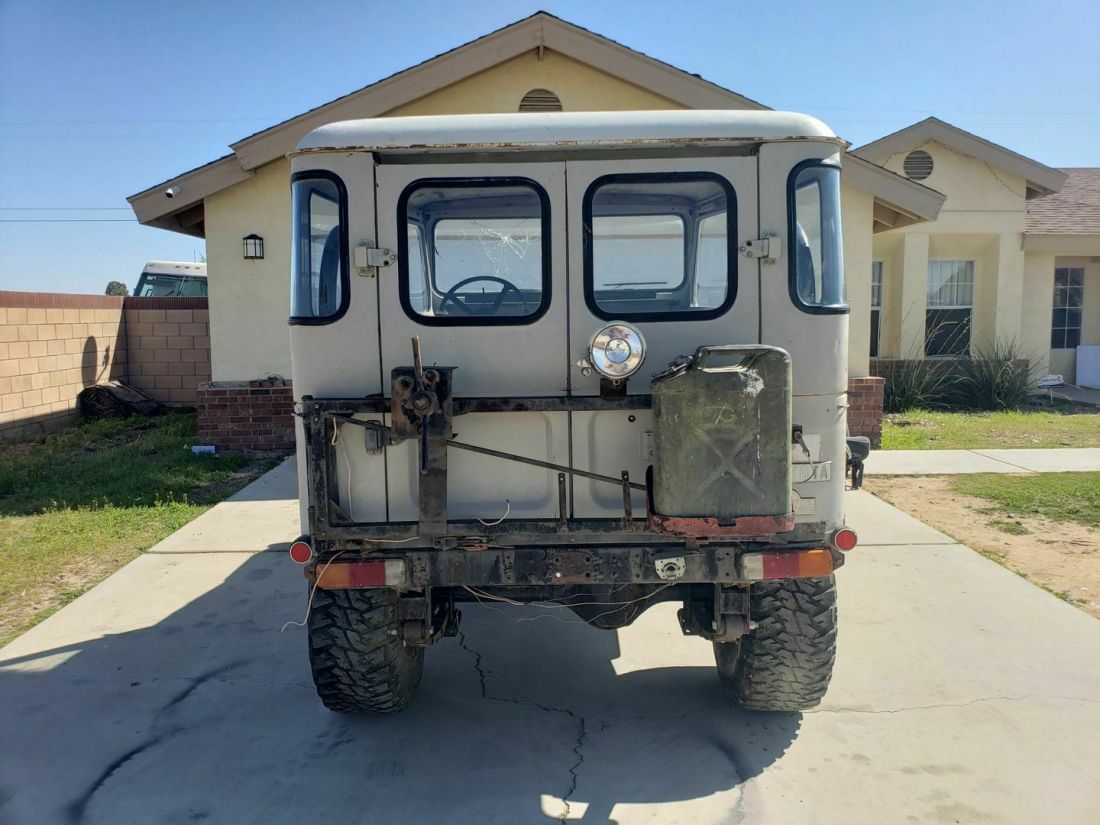 1976 Toyota Land Cruiser FJ40 - photo 4