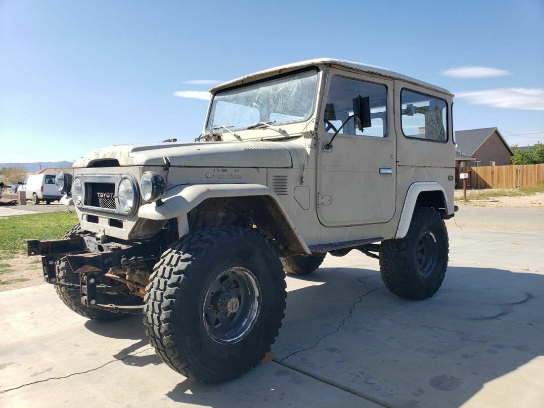 1976 Toyota Land Cruiser FJ40 - photo 7