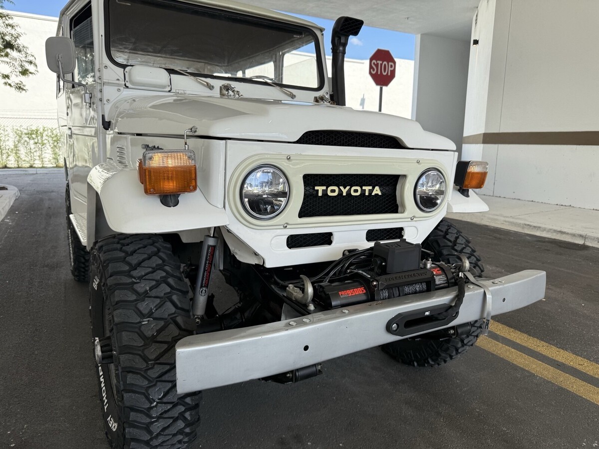 1976 Toyota Land Cruiser FJ40 - photo 13
