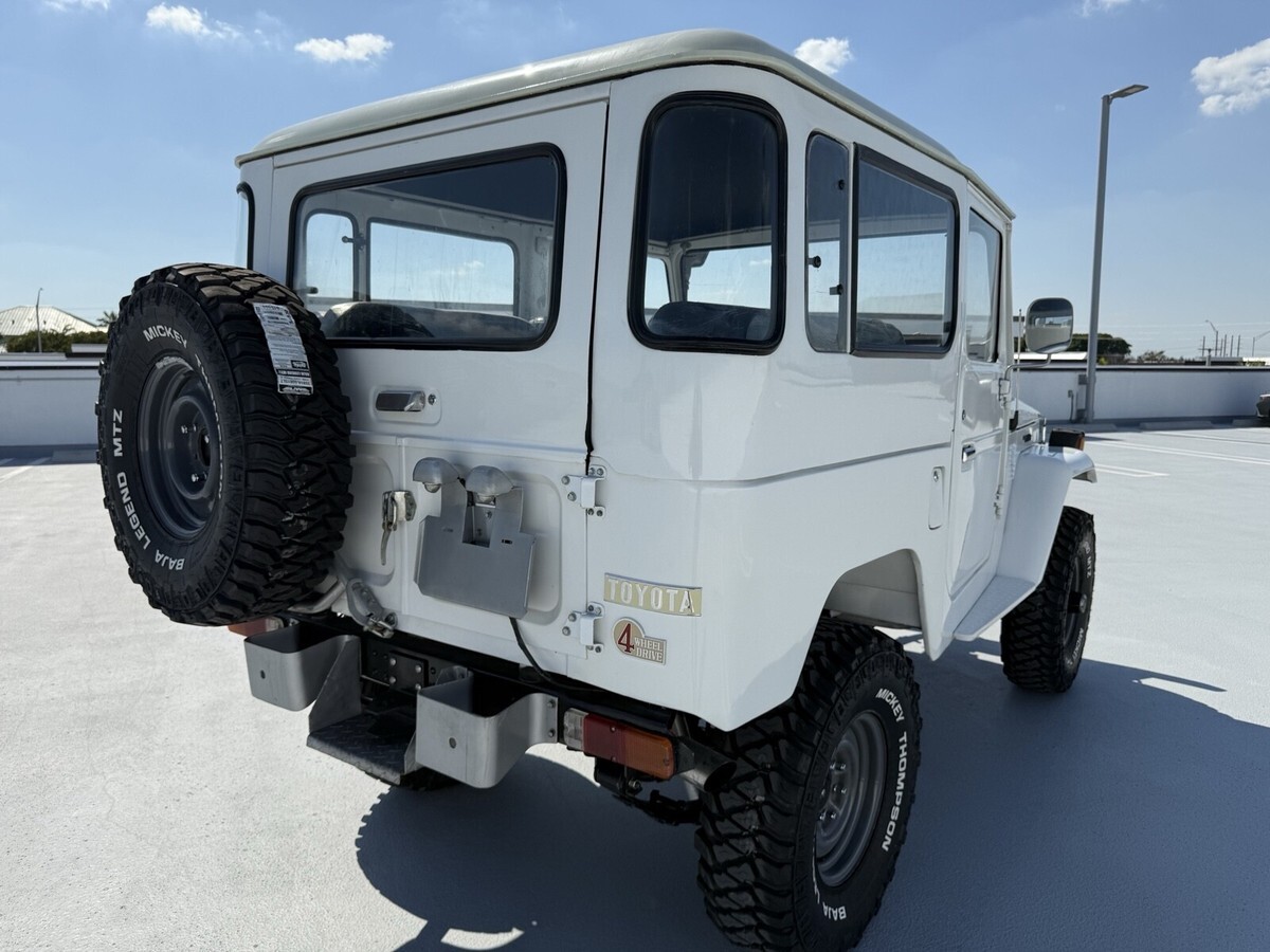 1976 Toyota Land Cruiser FJ40 - photo 5