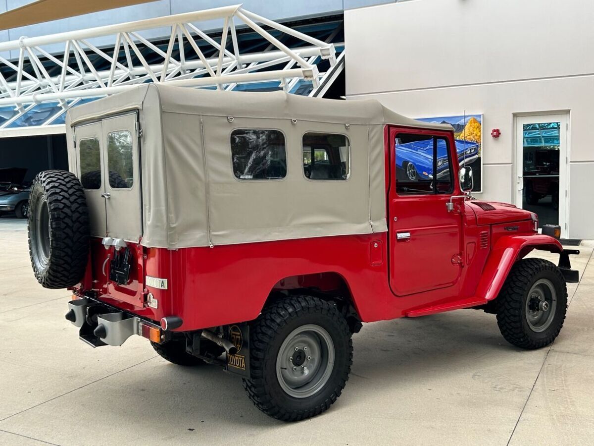 1976 Toyota Land Cruiser FJ43 - photo 5