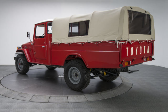 1976 Toyota Land Cruiser FJ45 Pickup Truck - photo 4