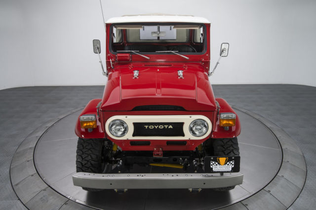 1976 Toyota Land Cruiser FJ45 Pickup Truck - photo 9
