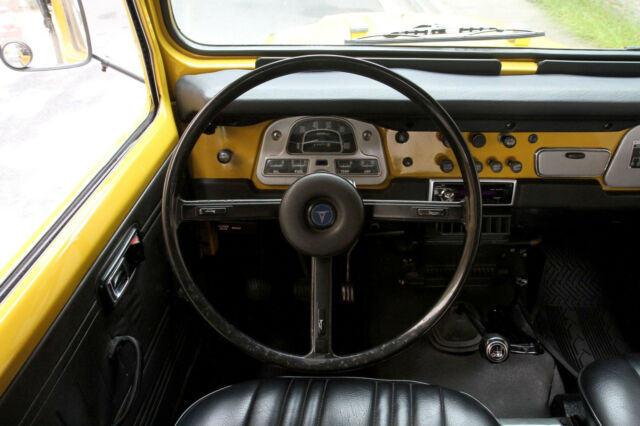 1976 Toyota Land Cruiser FJ40 - photo 11
