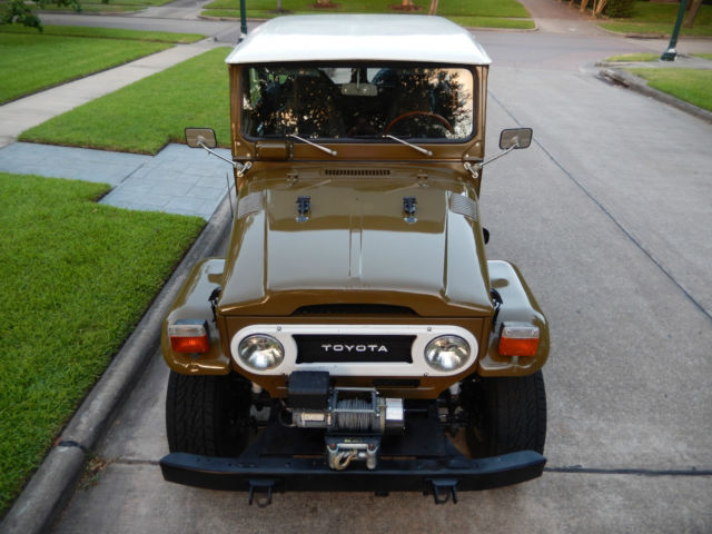1976 Toyota Land Cruiser FJ40 - photo 11