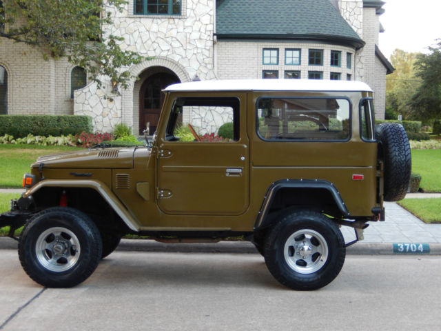 1976 Toyota Land Cruiser FJ40 - photo 2