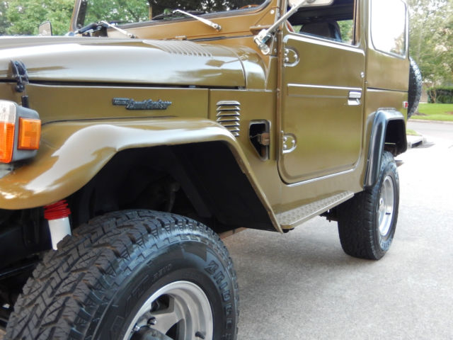 1976 Toyota Land Cruiser FJ40 - photo 5