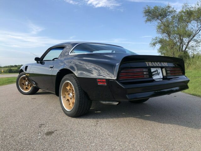 1976 Pontiac Trans Am 400, Auto, 62k miles, exceptional condition - photo 7