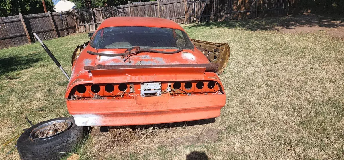 1976 Trans Am 455 GREAT RESTORABLE CAR 1976 Pontiac Trans Am