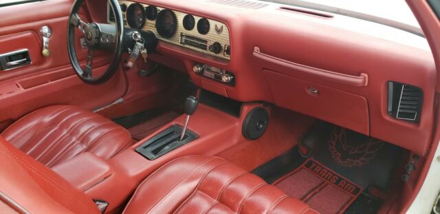 1976 Pontiac Trans Am - photo 8