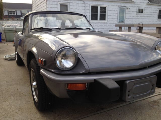1976 triumph spitfire. 58,xxx orig miles. New top , very nice paint , no rot. !! 1976 Triumph TR-6 Convertible