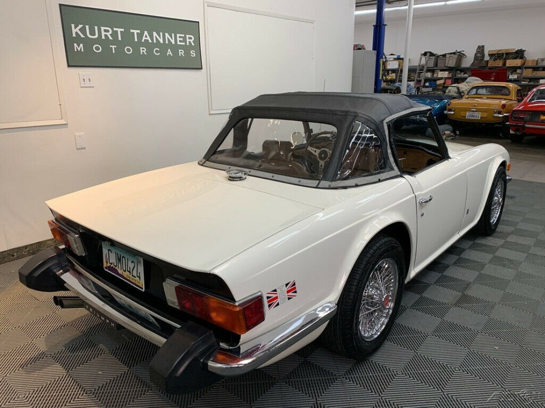 1976 Triumph TR-6 1976 TRIUMPH TR-6. FACTORY HARDTOP. 4-SPEED. - photo 10