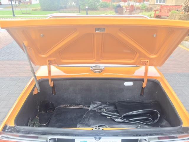 1976 Triumph TR-6 2 DOOR - photo 3