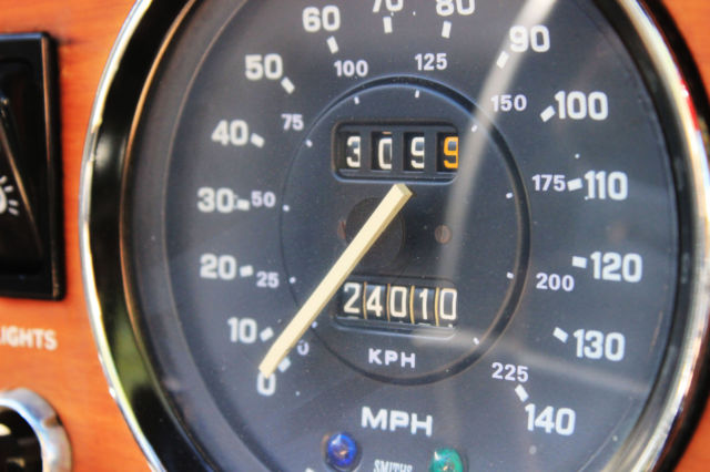 1976 Triumph TR-6 Roadster - photo 6
