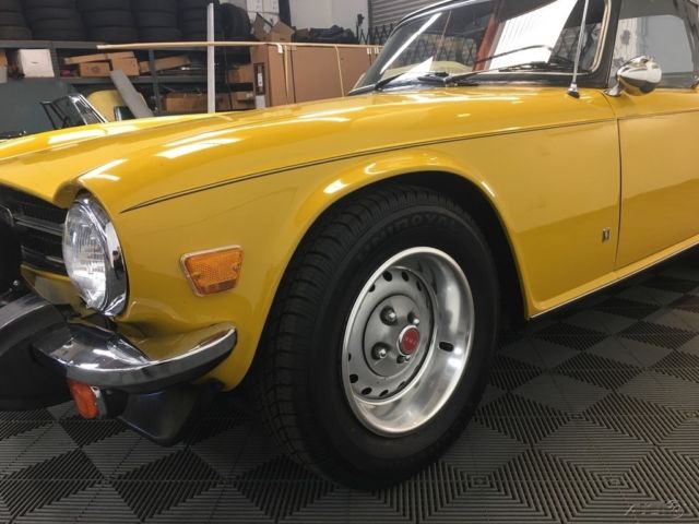 1976 Triumph TR-6 4-SPEED, STANDARD WHEELS, FOG LAMPS - photo 10