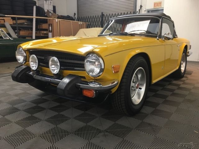 1976 Triumph TR-6 4-SPEED, STANDARD WHEELS, FOG LAMPS - photo 11