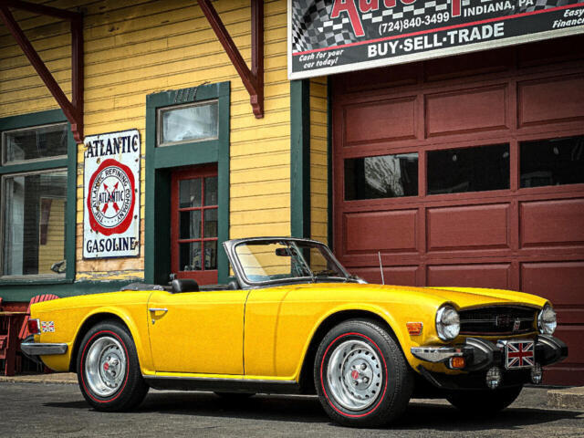1976 Triumph TR6  29796 Miles Yellow Classic Car Select Manual 1976 Triumph TR-6