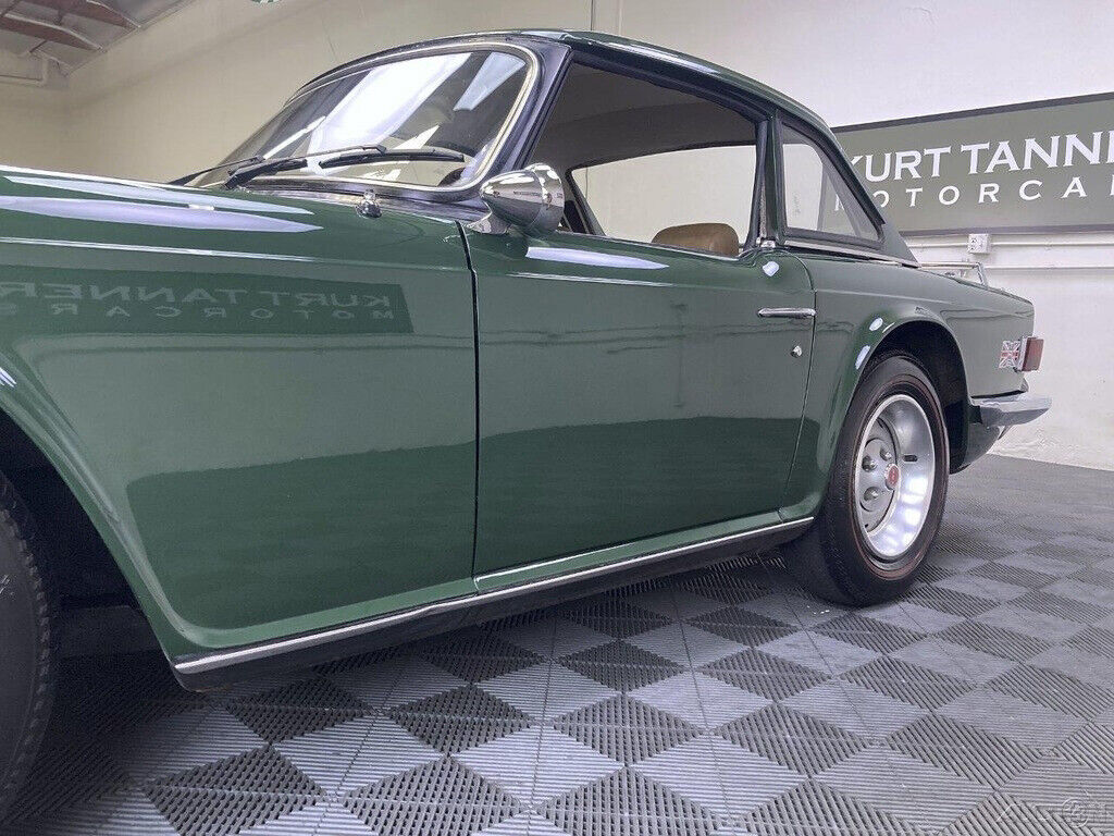 1976 Triumph TR-6 1976 TRIUMPH TR6. BRITISH RACING GREEN WITH TAN TRIM - photo 12