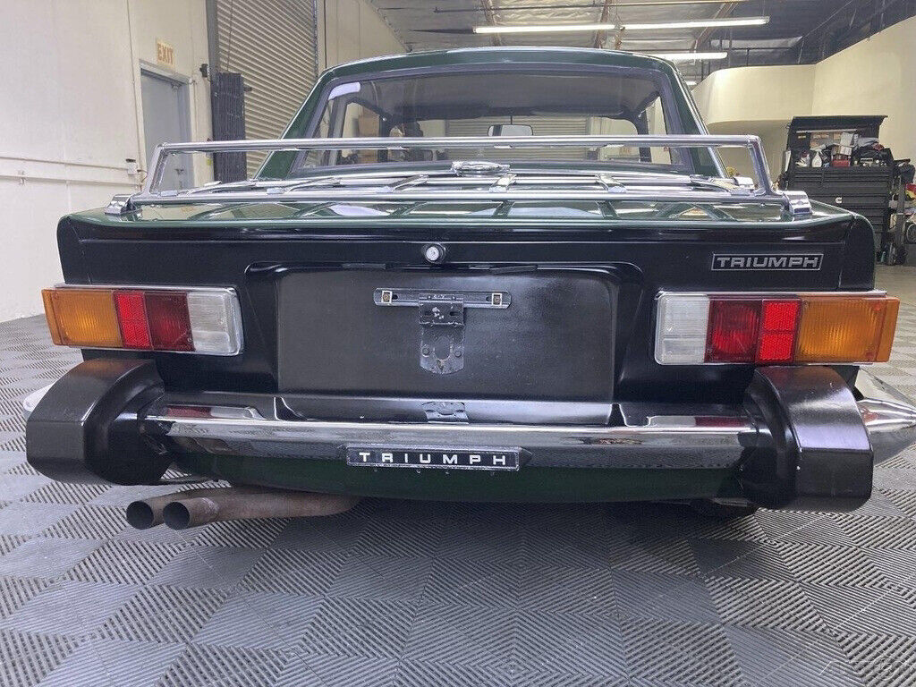 1976 Triumph TR-6 1976 TRIUMPH TR6. BRITISH RACING GREEN WITH TAN TRIM - photo 9
