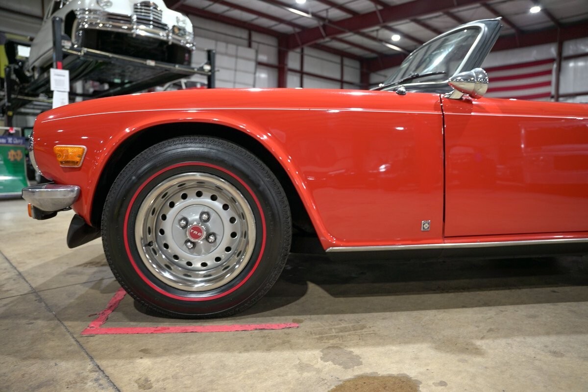 1976 Triumph TR-6 Roadster - photo 3