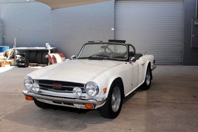1976 Triumph TR-6 Roadster - photo 4